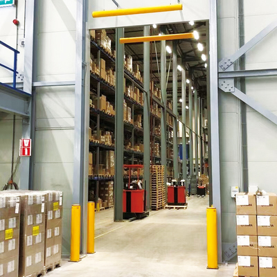 B06: Anti-Collision Guardrails Safety Post Warehouse Safety Bollard Traffic Guardrails