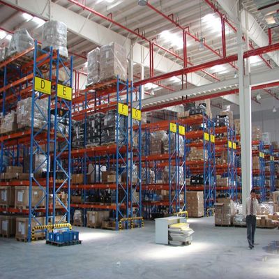 Q235 Steel Heavy Duty Pallet Storage Rack 76.2mm Pitch Selective Pallet Racking System